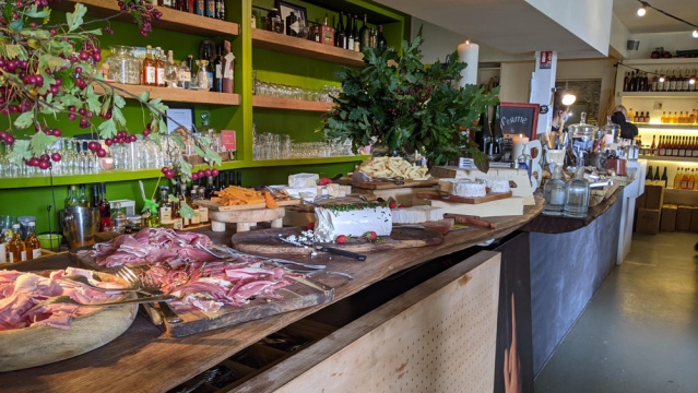 4-buffet-charcuterie-dessert-ferme-billy