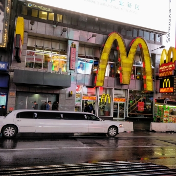 New-York-Hiver-Times-Square-Mcdo