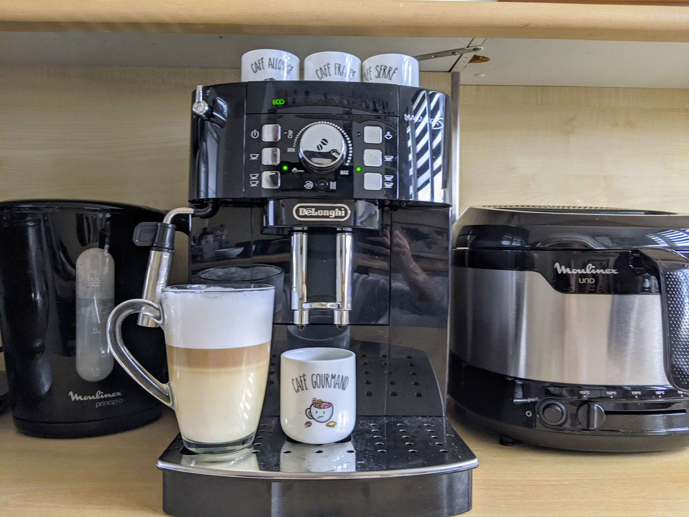 Test de la Delonghi Magnifica S - Avis & FAQ - Mister J