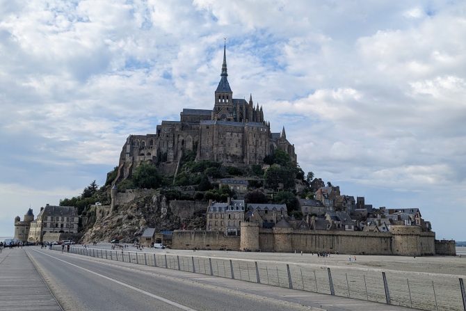 0 le mont st michel