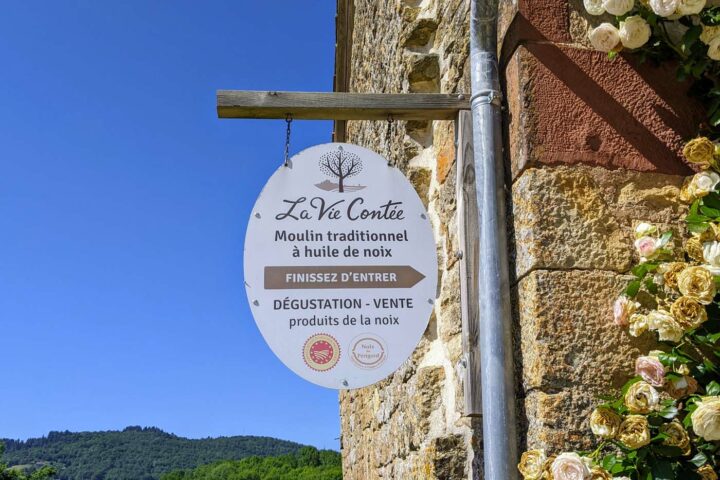 La Vie Contée – Moulin à huile de noix