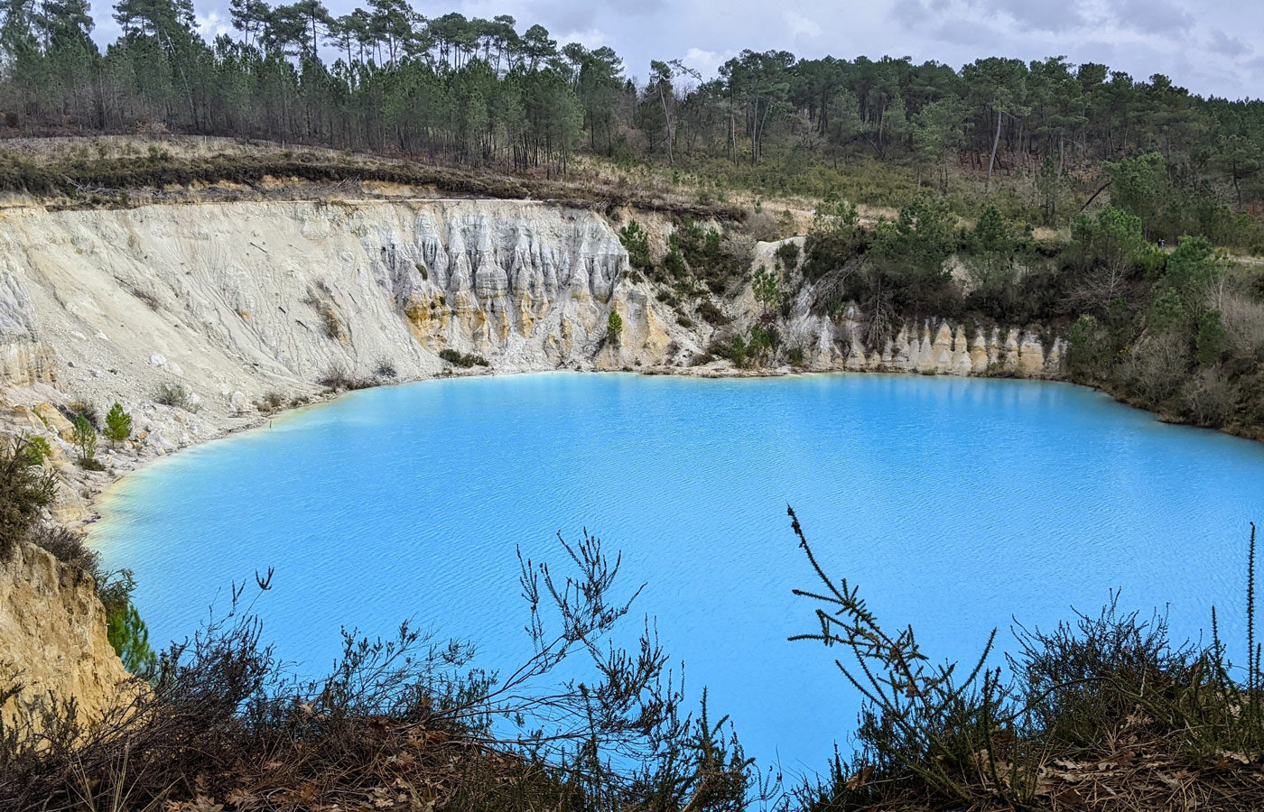 Les Lacs Bleus de Guizengeard en Charente
