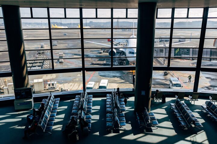 Comment s’occuper à l’aéroport pendant une correspondance ?