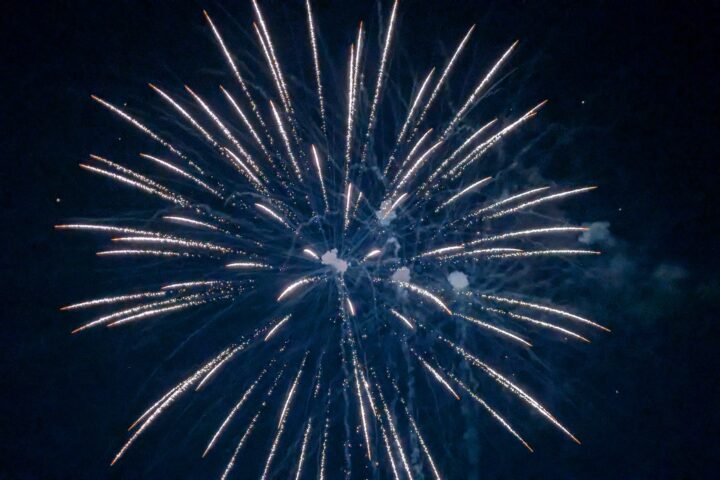 Feux d’artifice du 15 août 2025 près de Caen