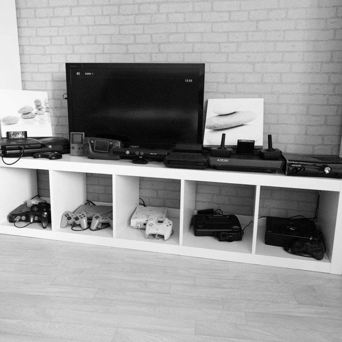 Retro gaming Sega, Nintendo, Sony, Microsoft
